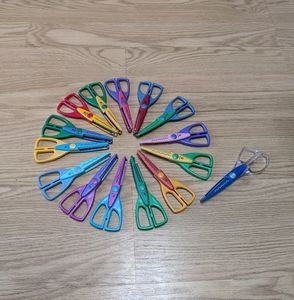 Set of 15 fun patterned scissors